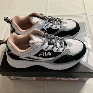 Fila Recollector Women's  Running Sneakers